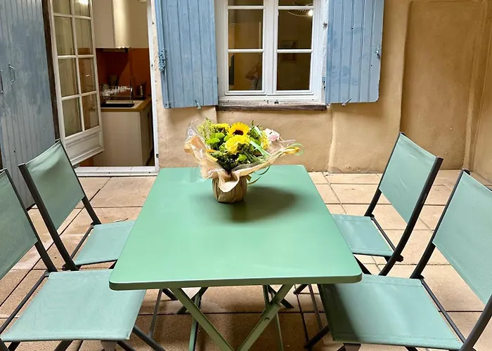 Terrasse A 200m De La Cathedrale - 4 Personnes - Entierement Renove